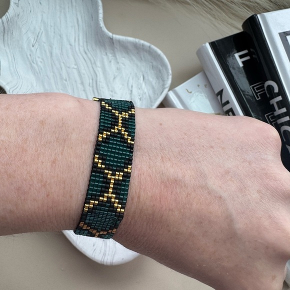 Snake pattern bracelet - Picture 5 of 7